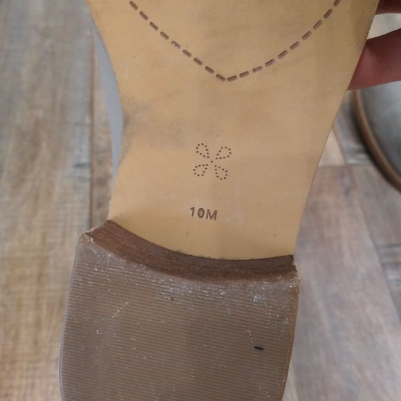 Caslon Women's Brenna Leather Water Resistant Booties - Picture 8 of 9